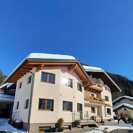 Haus Traninger דירה