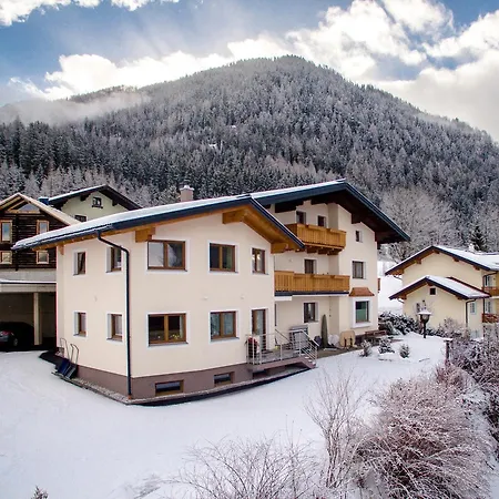 Haus Traninger * Flachau